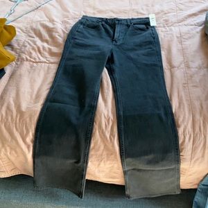 NWT Vintage Flare High Rise Jean -28